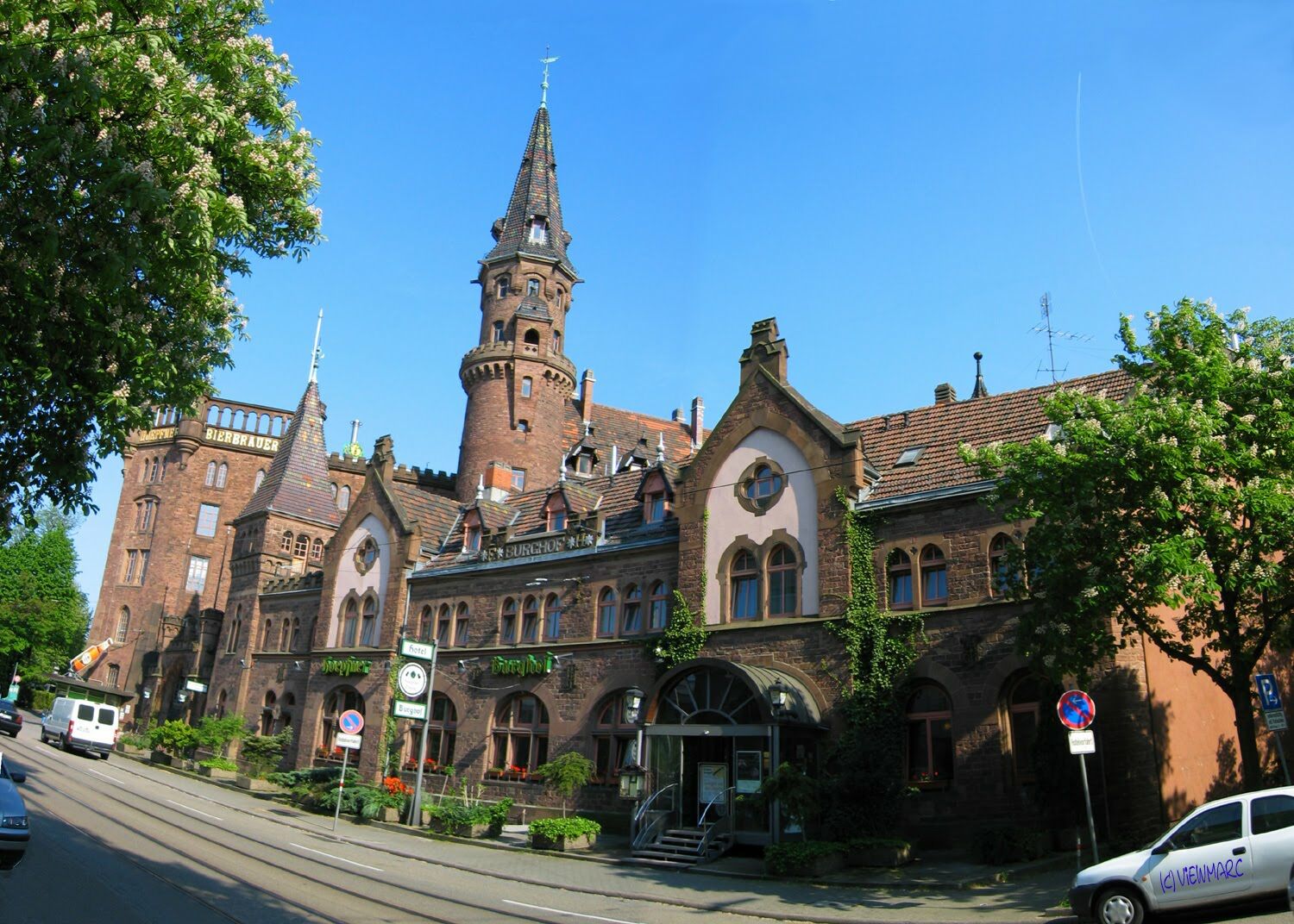 Hotel Hoepfner Burghof คาร์ลสรูเฮอ ภายนอก รูปภาพ